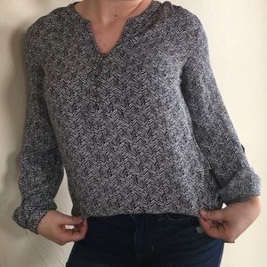 LAUNDRY by Shelli Segal Herringbone Popover blouse